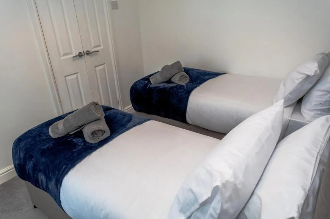 Charming York House- Walking Distance To Town Centre Villa